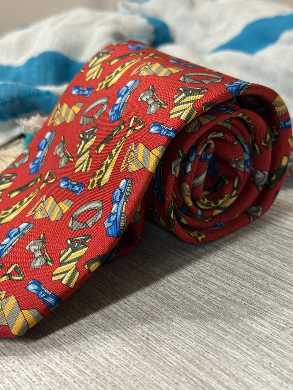 Men’s Gucci Italy 100% Silk Tie
